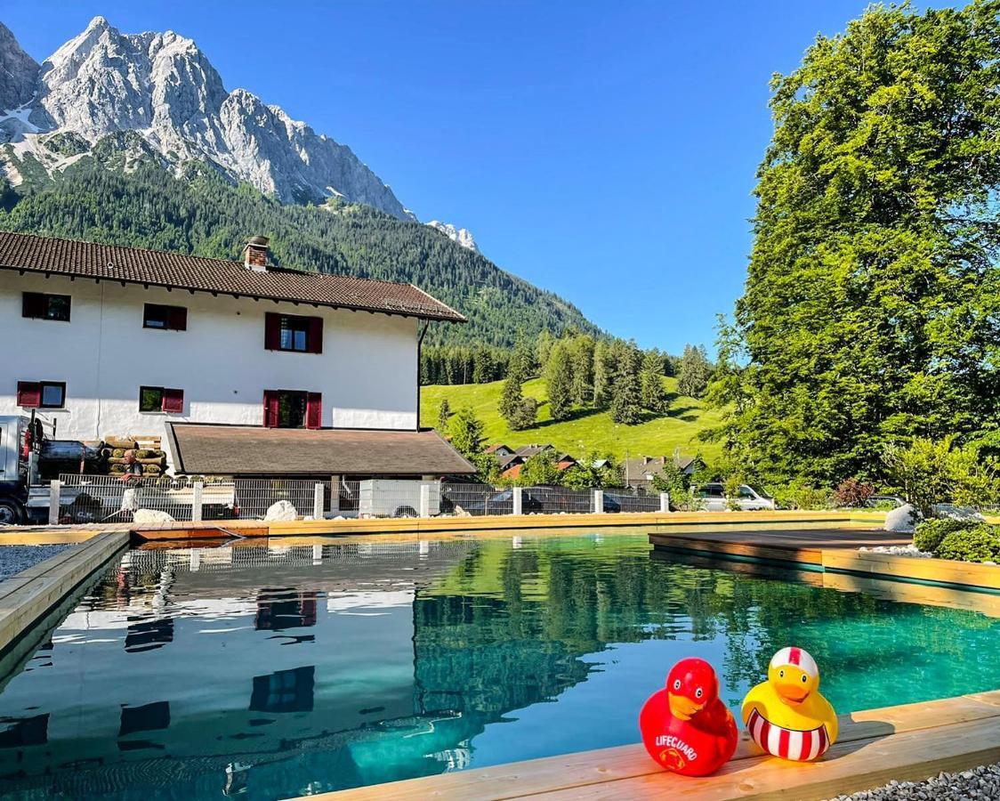 Bayern Resort Hotel - Adults Only - Mit Zugspitzblick - Eibsee-Naehe - Wellnessbereich - Naturpool Im Sommer Grainau Ngoại thất bức ảnh