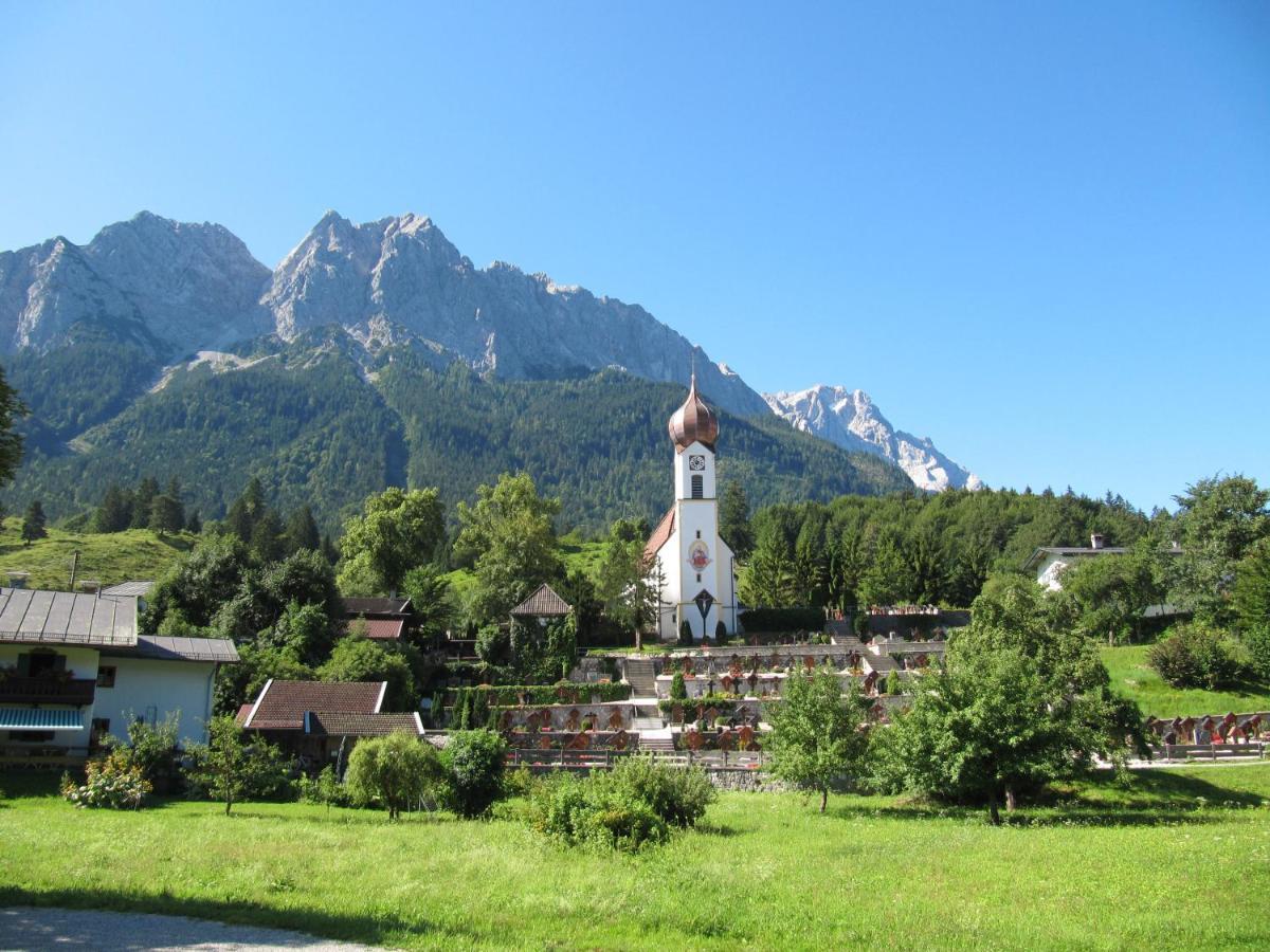 Bayern Resort Hotel - Adults Only - Mit Zugspitzblick - Eibsee-Naehe - Wellnessbereich - Naturpool Im Sommer Grainau Ngoại thất bức ảnh