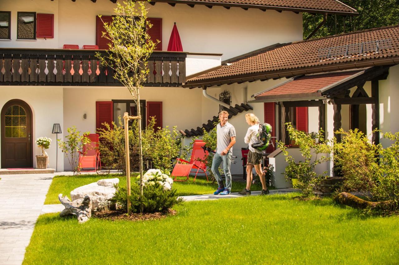 Bayern Resort Hotel - Adults Only - Mit Zugspitzblick - Eibsee-Naehe - Wellnessbereich - Naturpool Im Sommer Grainau Ngoại thất bức ảnh