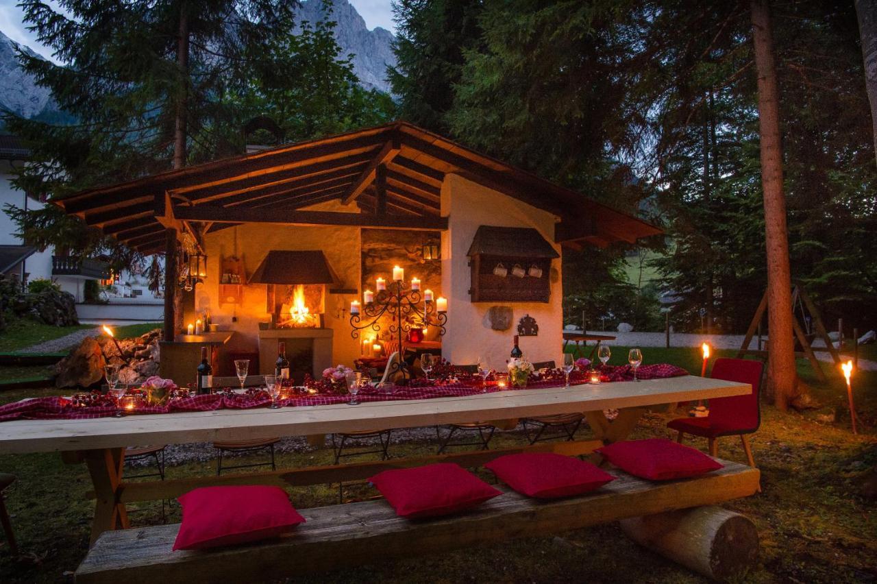 Bayern Resort Hotel - Adults Only - Mit Zugspitzblick - Eibsee-Naehe - Wellnessbereich - Naturpool Im Sommer Grainau Ngoại thất bức ảnh