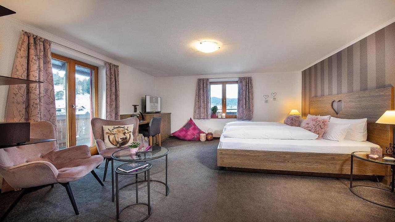 Bayern Resort Hotel - Adults Only - Mit Zugspitzblick - Eibsee-Naehe - Wellnessbereich - Naturpool Im Sommer Grainau Ngoại thất bức ảnh