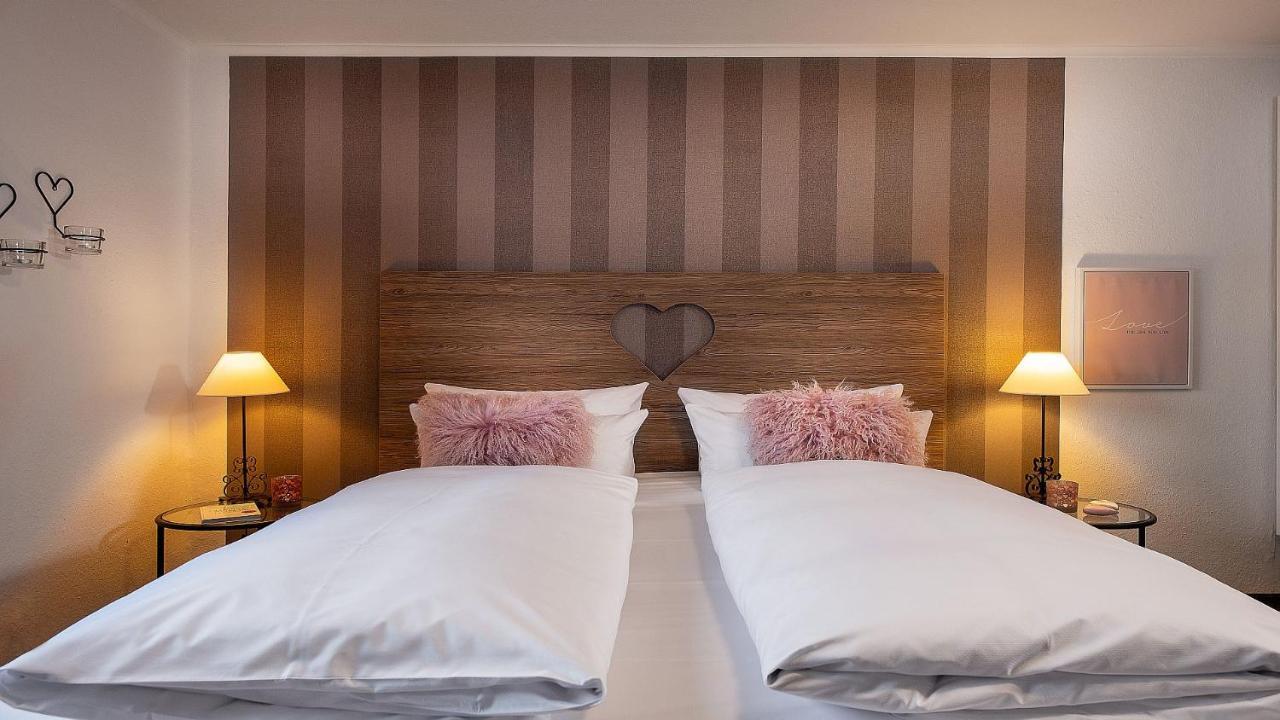 Bayern Resort Hotel - Adults Only - Mit Zugspitzblick - Eibsee-Naehe - Wellnessbereich - Naturpool Im Sommer Grainau Ngoại thất bức ảnh